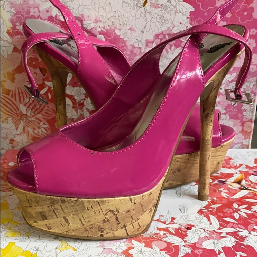 Pink patent leather platform heels